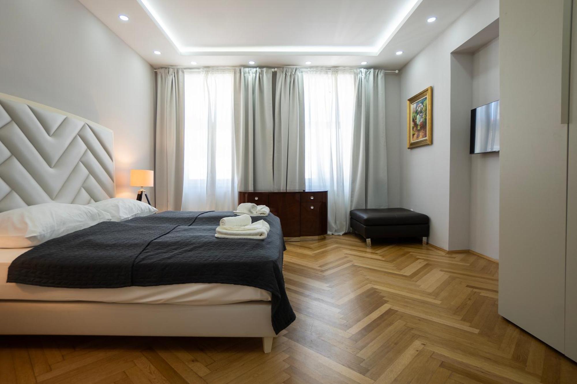 Charming 2-Room Apartment With Balcony, 15 Min To Center Βιέννη Εξωτερικό φωτογραφία